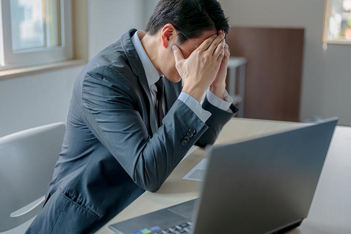 自己破産による資格制限とは?